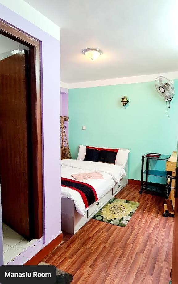 Annapurna Guest House And Rooftop Restaurant Bhaktapur Exterior foto